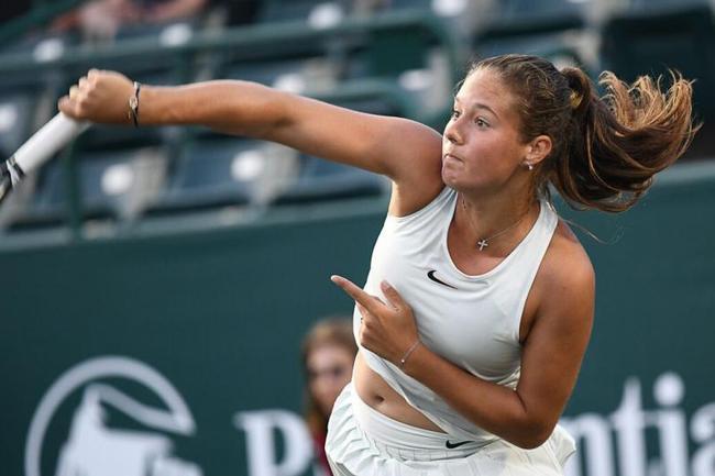 依旧展现出 依旧展现出