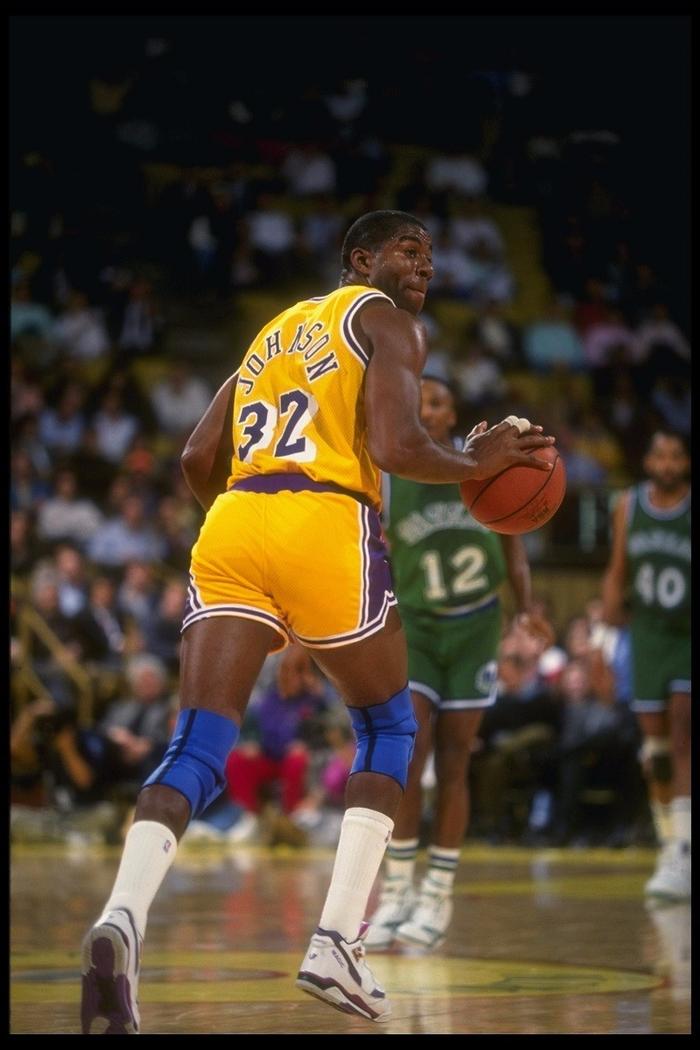 更显示了球 更显示了球