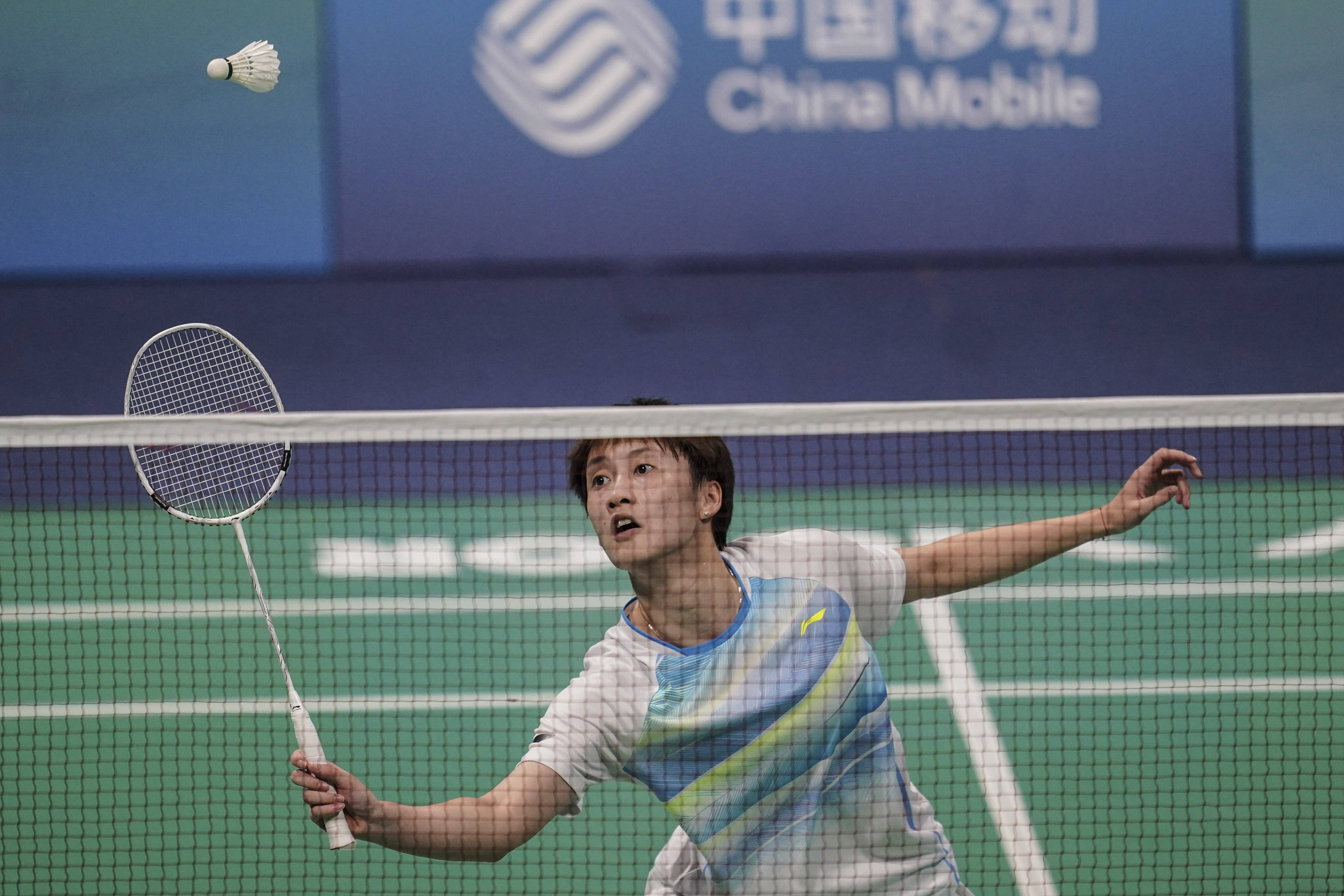 他们通过精 他们通过精