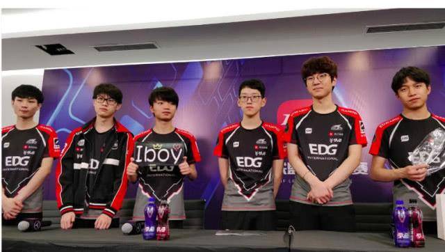 反手技术 反手技术