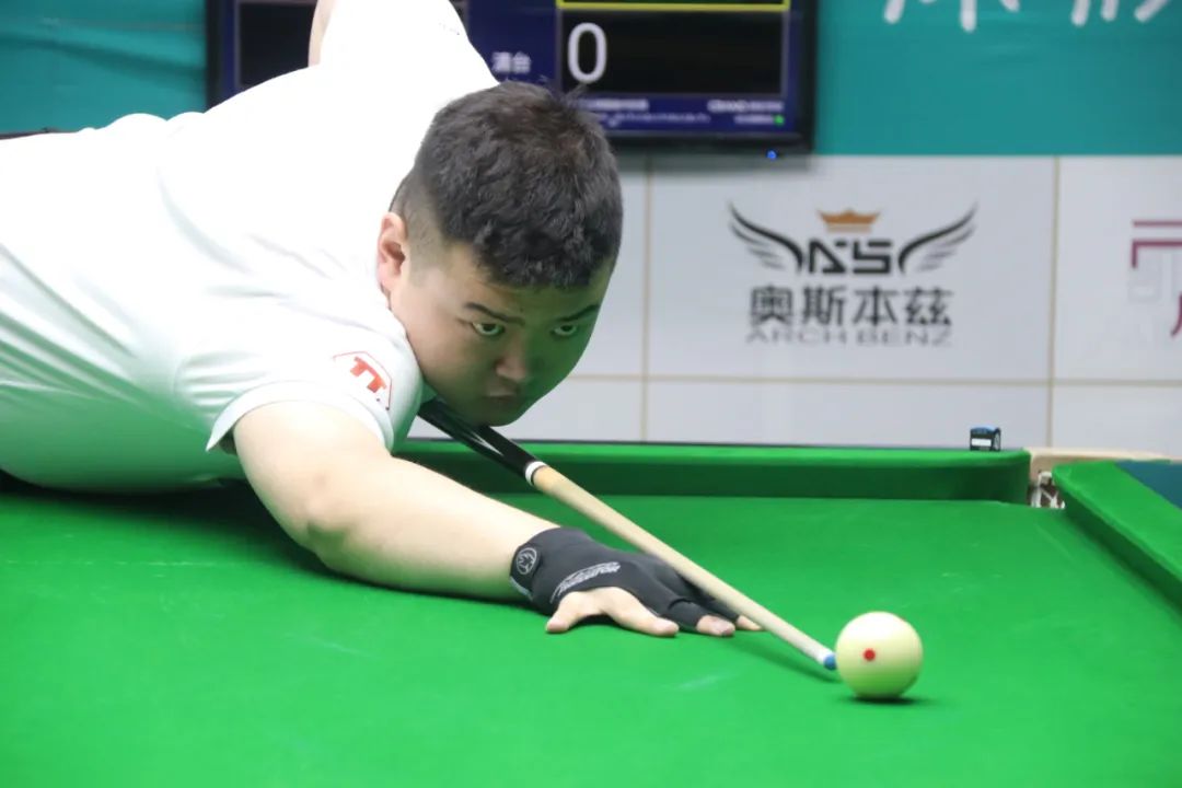 球队时尤其 球队时尤其