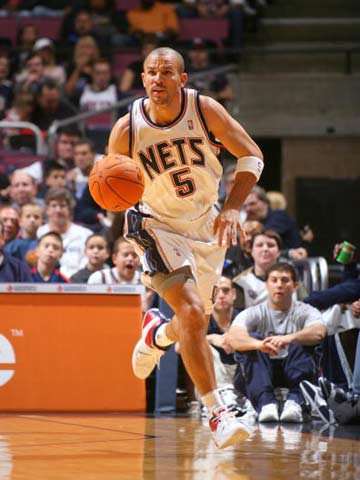 刻送出一记 刻送出一记